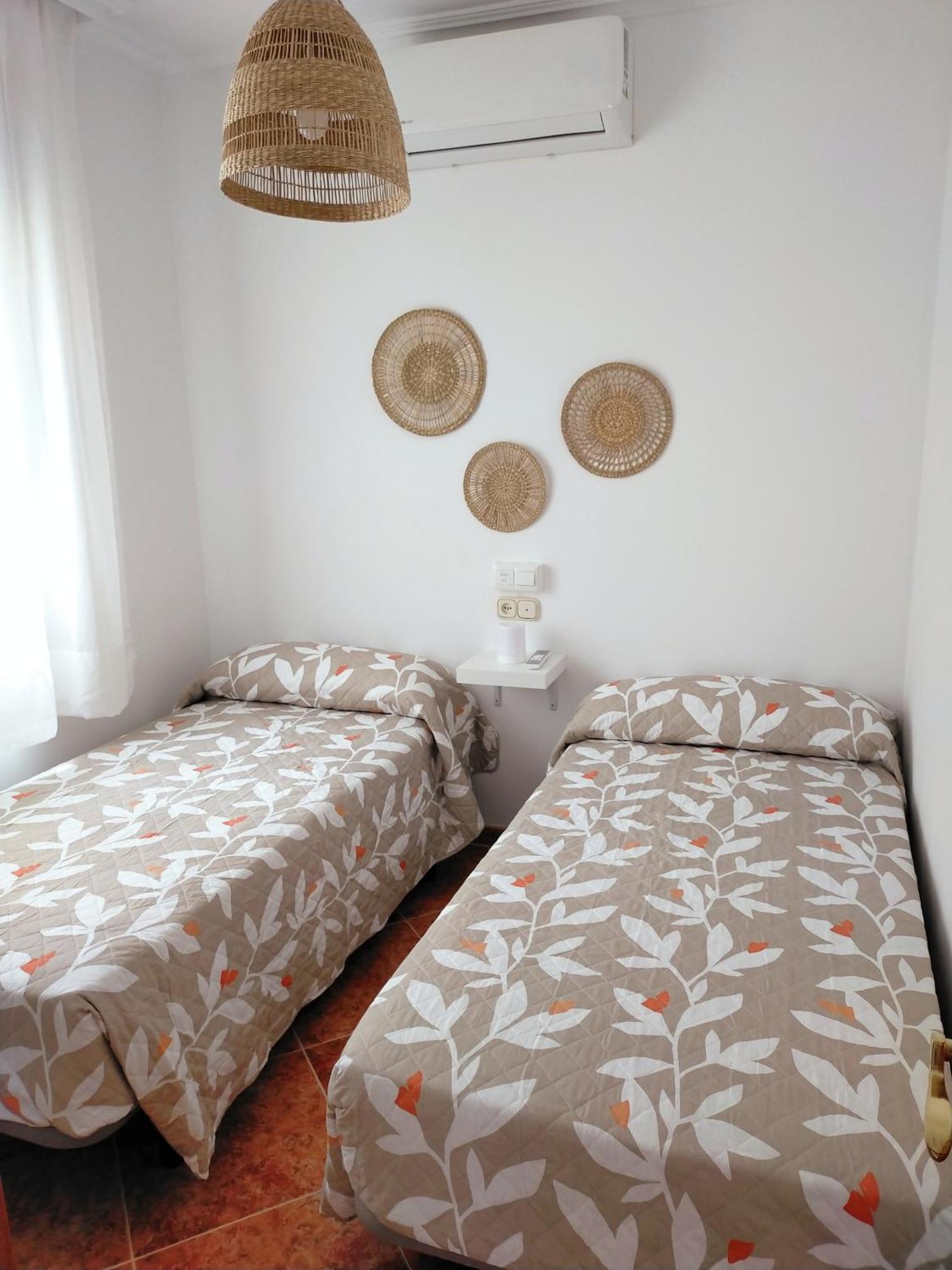 Apartamento Casa Playa, Terraza Y Garaje Nerja Exterior foto